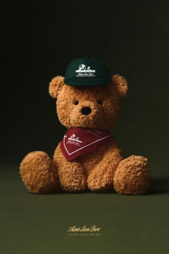 small_FW_25_HOLIDAY_BLOG_COVER